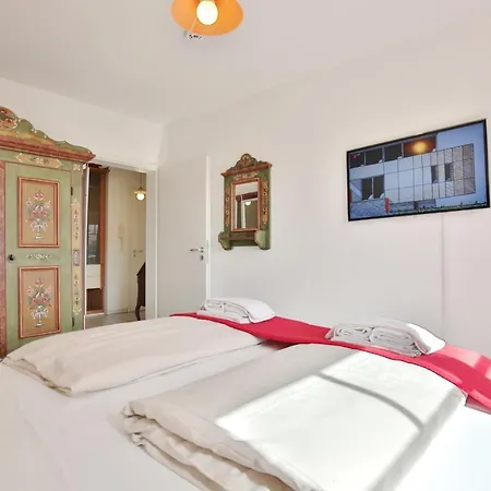 Haus Strandstrasse 150 11