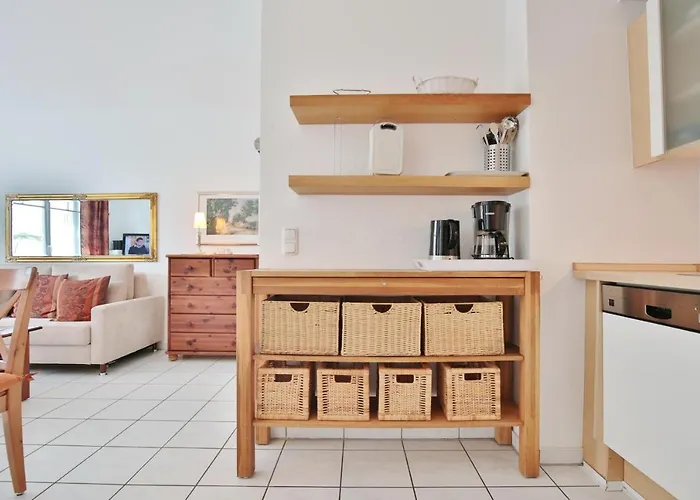 Haus Strandstrasse 150 11 *